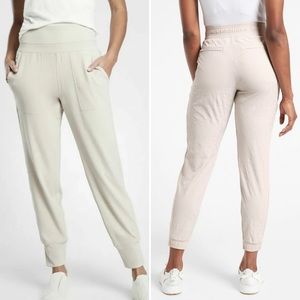 Athleta Brooklyn textured jogger pants 12 leopard neutral gray pockets stretchy